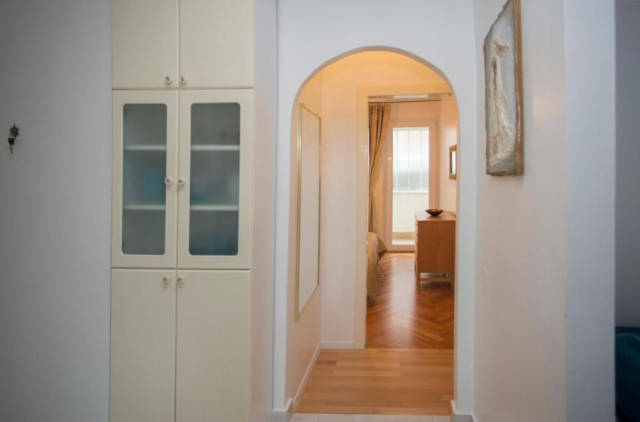 Apartment Sugar Flat สปลิท ภายนอก รูปภาพ