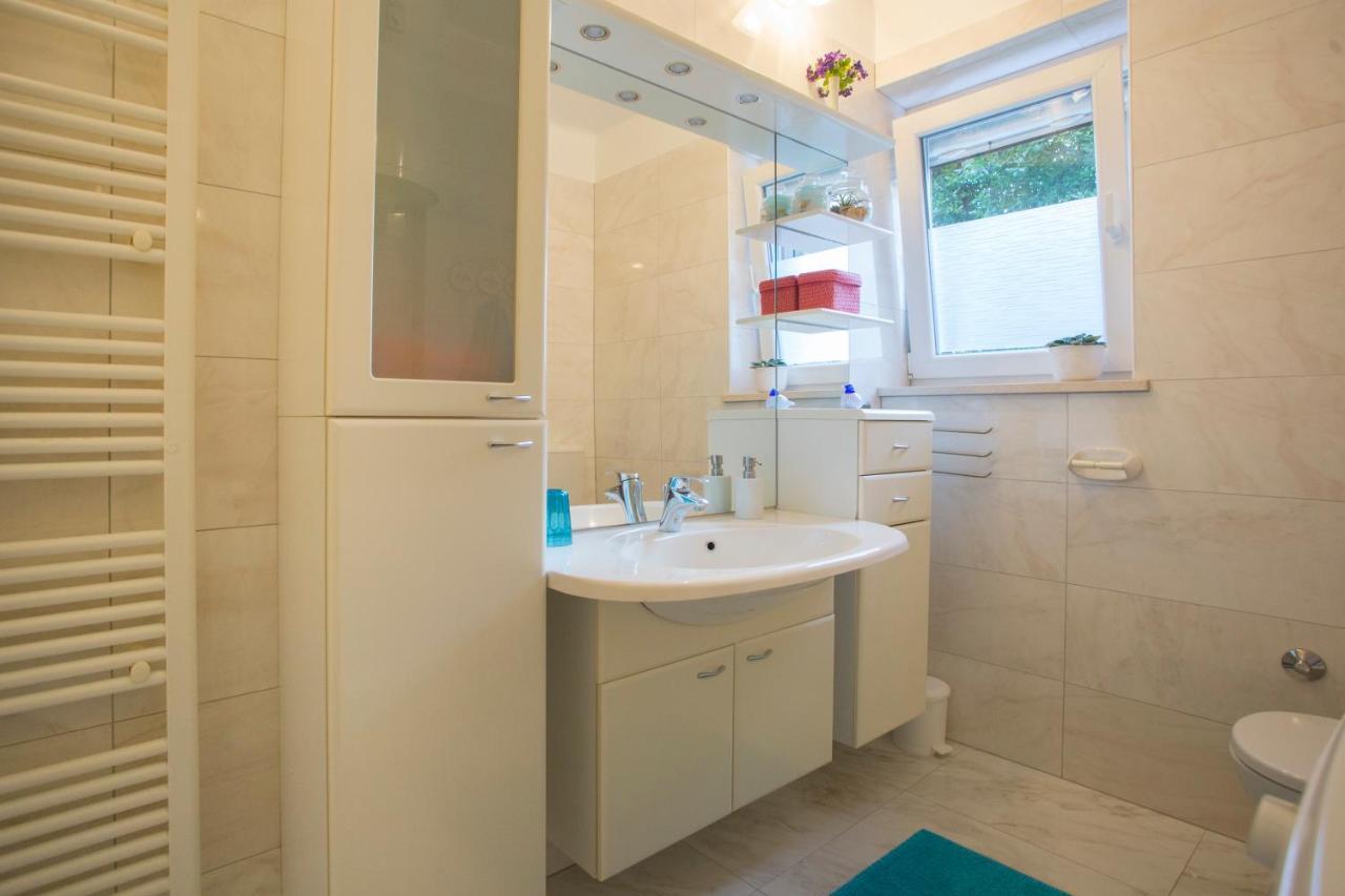 Apartment Sugar Flat สปลิท ภายนอก รูปภาพ