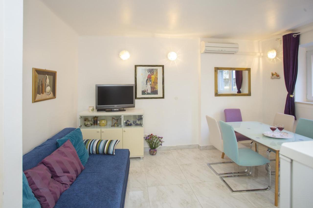 Apartment Sugar Flat สปลิท ภายนอก รูปภาพ